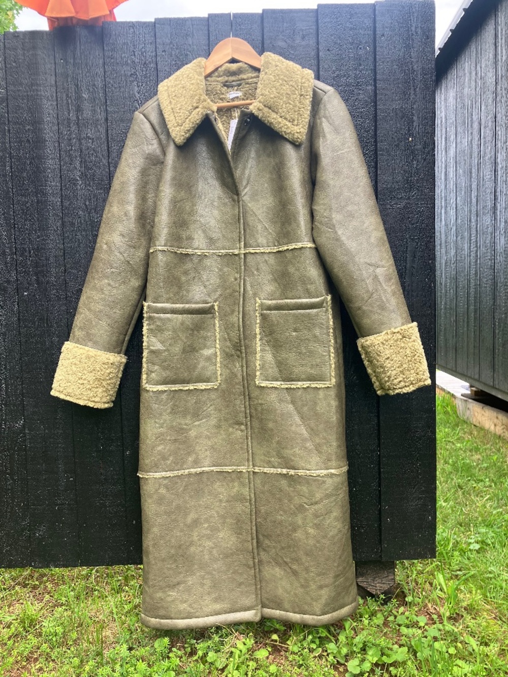 Kimchi Blue Urban Outfitters Faux Leather Shearling Trim Coat | Small | NWT